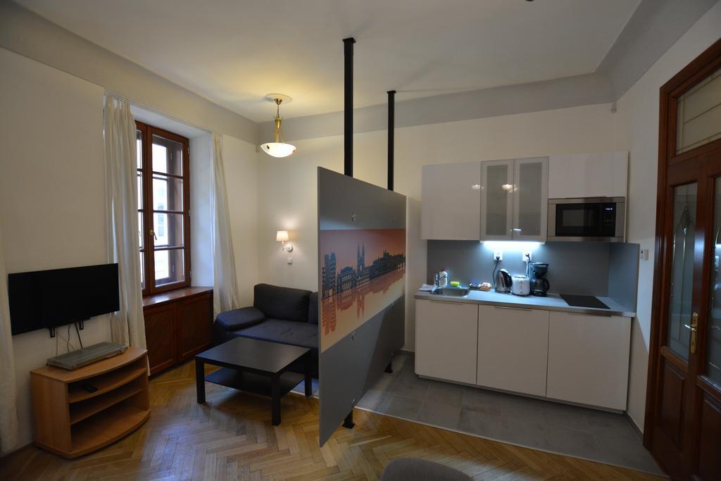 Historic Centre Apartments VIII Prag Exteriör bild