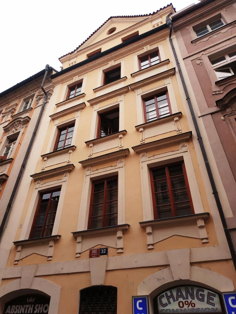 Historic Centre Apartments VIII Prag Exteriör bild